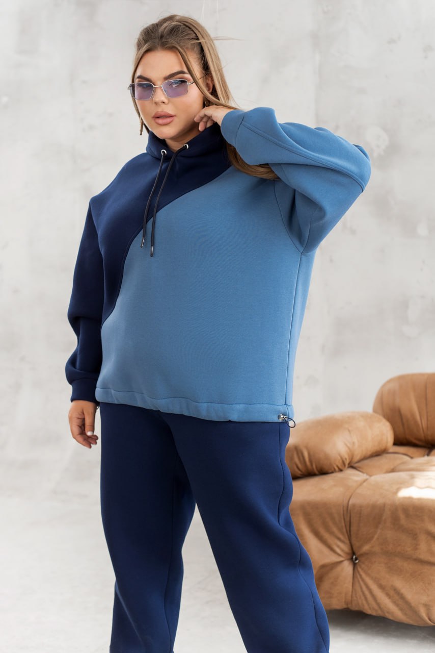 Fleece Hoodie and Joggers Suit with Drawstring Hem and Side Pockets