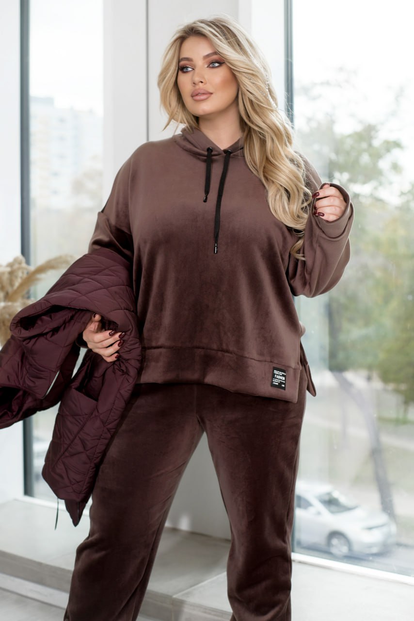 3-częściowy dres welurowy z kamizelką z kapturem, bluzą i spodniami z prostymi nogawkami