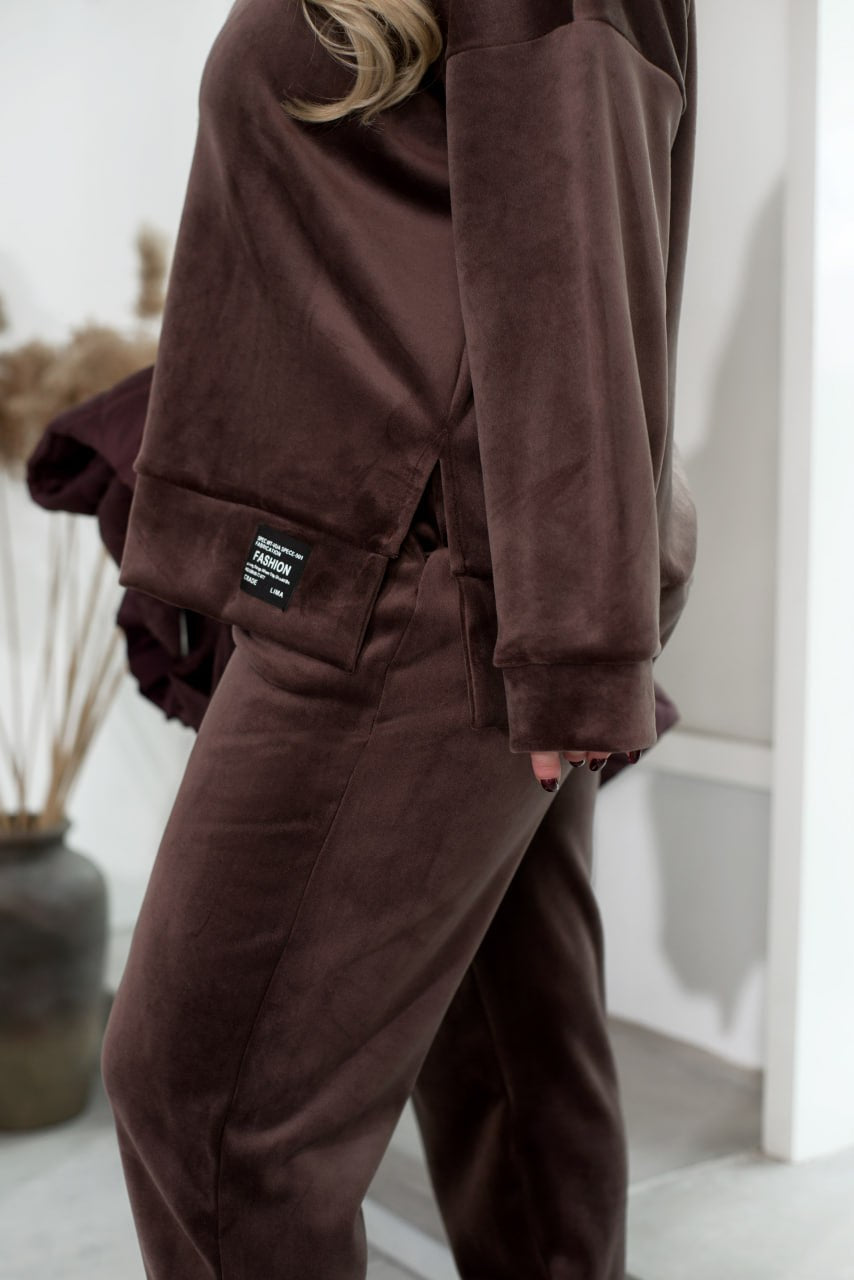 3-częściowy dres welurowy z kamizelką z kapturem, bluzą i spodniami z prostymi nogawkami