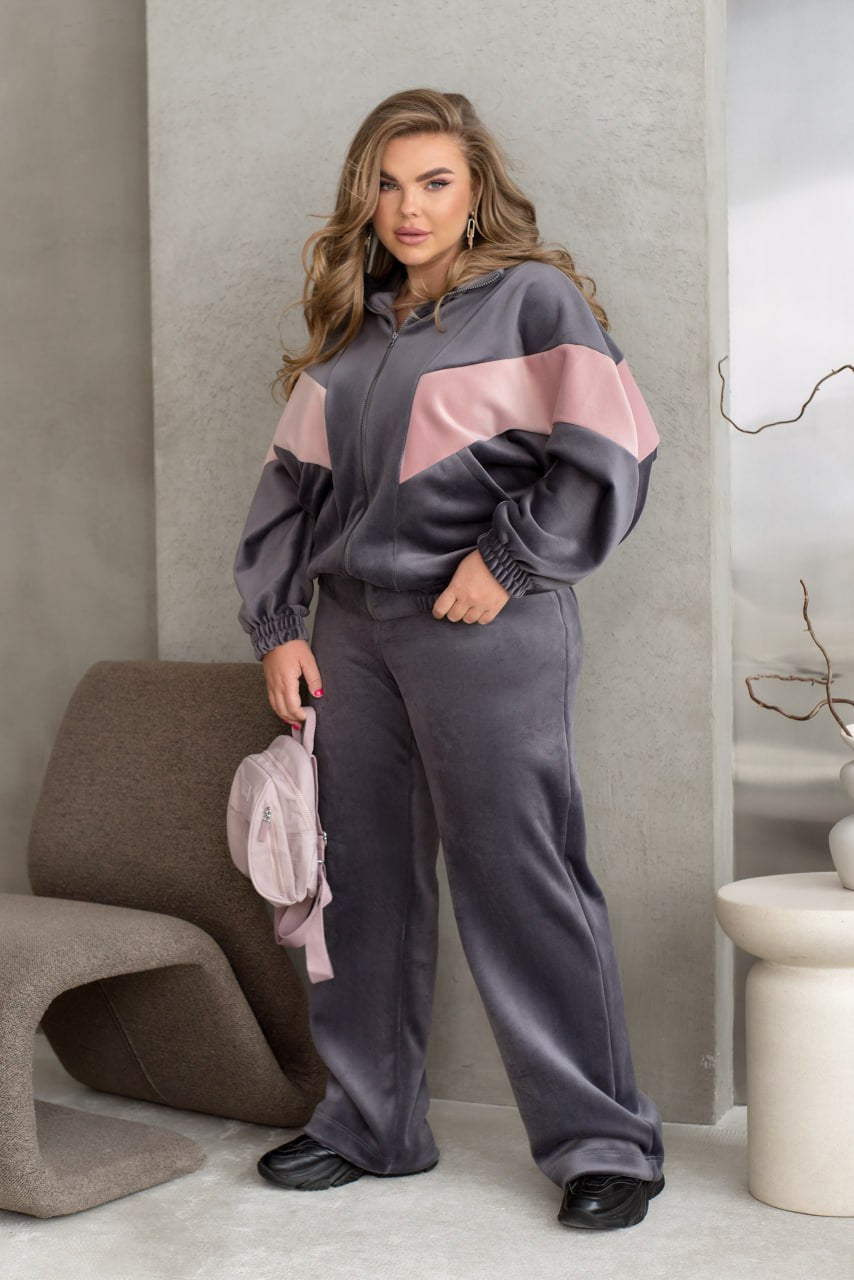 Women's Loose Fit Velour Two-Piece Suit