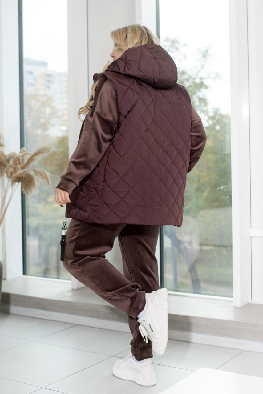 3-częściowy dres welurowy z kamizelką z kapturem, bluzą i spodniami z prostymi nogawkami