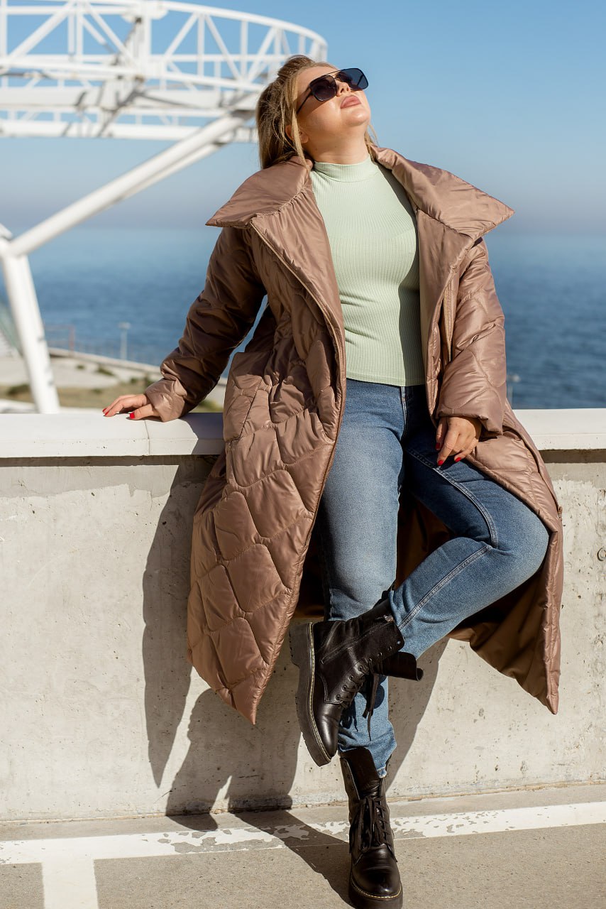 Women's Long Quilted Jacket with Silicone Insulation