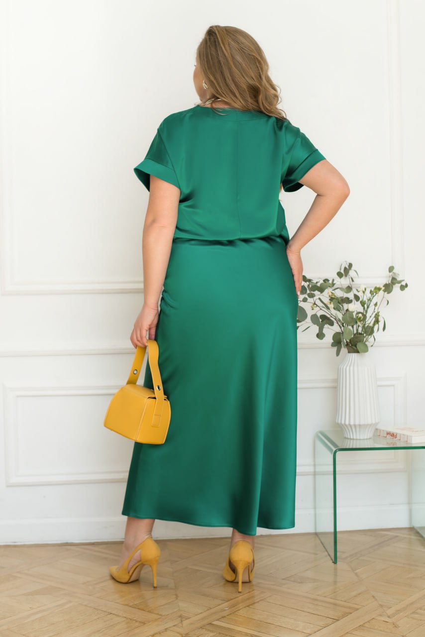 Атласна спідниця міді з високою талією, еластична стрічка, вузький крій, великі розміри