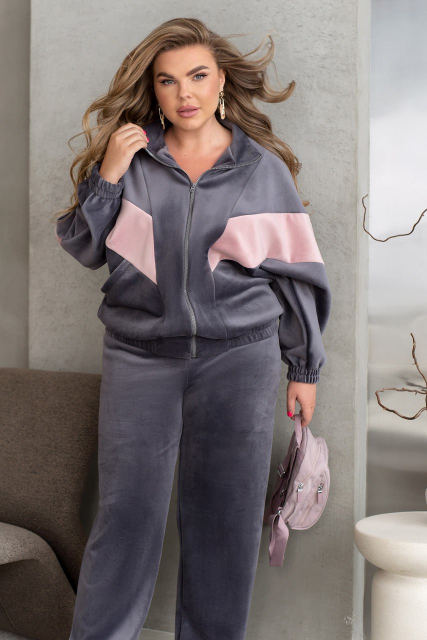 Women's Loose Fit Velour Two-Piece Suit