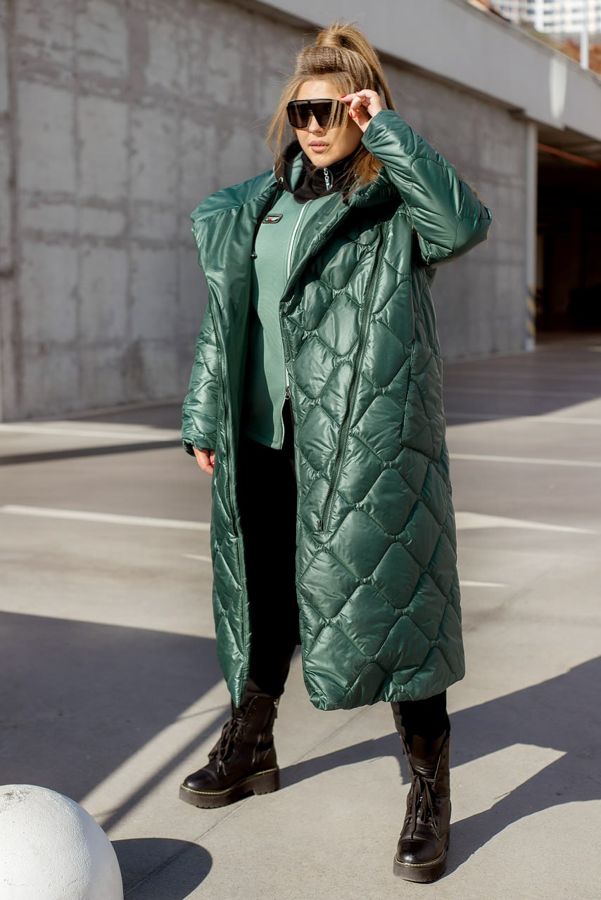 Women's Long Quilted Jacket with Silicone Insulation